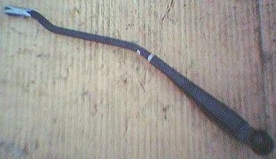 Scheibenwischer Arm > Hinten > VW Passat [ 32B > Variant ] - ( 9.80 - 8.88 ) - H