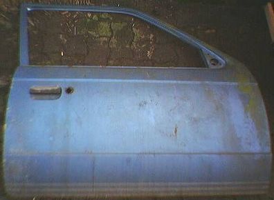 Tür > Opel Kadett D [ 2 / 3T / R > blau ] - ( GM / Vauxhall Astra .1 > 9.79 - 8.