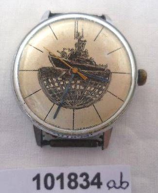 originelle Herrenarmbanduhr mit Kriegsschiff auf dem Zifferblatt um 1960