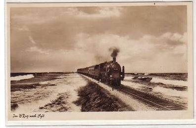 48799 Ak Im D-Zug über den Hindenburgdamm nach Sylt um 1930
