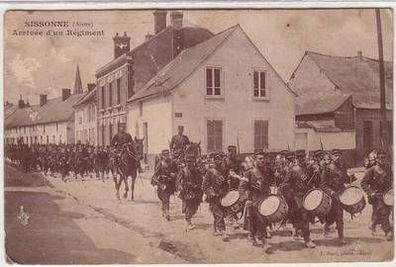 54906 Feldpost Ak Sissonne (Aisne) Frankreich France Arrivée d´un Régiment 1914