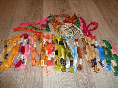 Stickgarn Baumwolle 31 Lagen + Reste - verschiedene Farben
