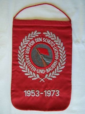 DDR Wimpel " Für den Schutz der Arbeiter und Bauern Macht " 1953 - 1973, bestickt