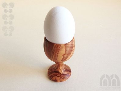 Eierbecher auf Fuß, Eierhalter, Mini Holz Becher, aus Olivenholz in Handarbeit.