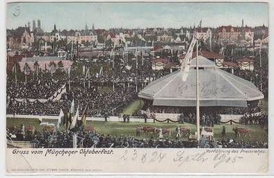55040 Ak Gruß vom Münchener Oktoberfest Vorführung des Preisviehes 1915
