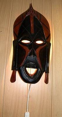 Sehr große Holzmaske / Wandmaske / mit Beleuchtung / sehr dekorativ