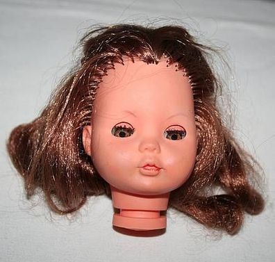 Zapf" Puppenkopf mit halblangem braunem Haar und Schlafaugen