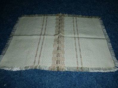 kleiner Tischläufer ----DDR Kunstgewerbe---45 x 32cm
