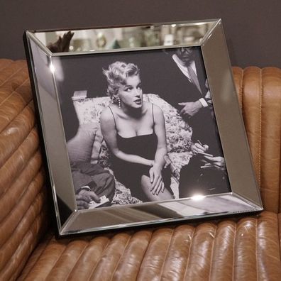 Wandbild Marilyn Monroe auf Bett im Haus Beverly Hills Foto aufnahme