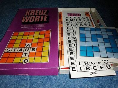 Kreuzworte-ein lehrreiches Würfel und Denkspiel-made in GDR
