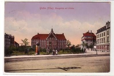 56514 Ak Gröba (Elbe) Georgsplatz mit Schule 1915