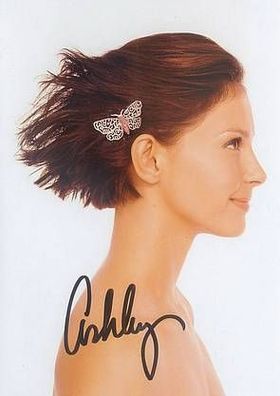 Original Autogramm ASHLEY JUDD auf Foto