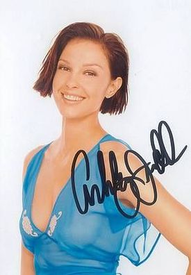 Original Autogramm ASHLEY JUDD auf Foto