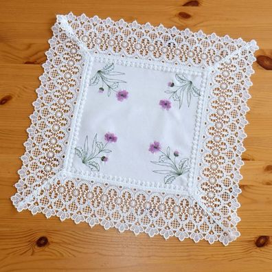 Decke quadratisch - ecru-bunt Stickerei mit Spitze "lila Blumen" (40/40 cm)