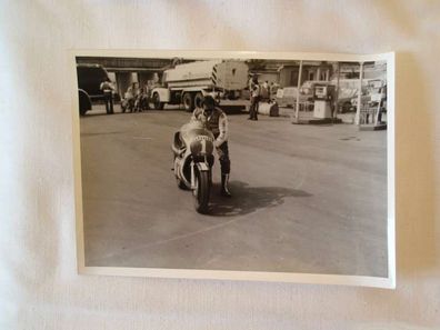 2 x altes Foto Rennsport Motorrad , 70er Jahre , Kork Ballington