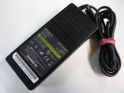Original Netzteil Sony 19,5V 4,7A Model: VGP-AC19V11 AC Adapter