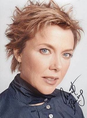 Original Autogramm Annette BENING auf Großfoto