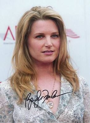 Original Autogramm Bridget FONDA auf Großfoto