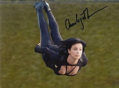 Original Autogramm Charlize THERON AEon Flux (Großfoto)