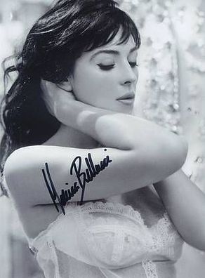 SEXY Original Autogramm MONICA Bellucci auf Großfoto