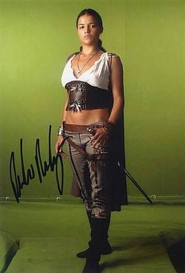 Original Autogramm Michelle Rodriguez auf Großfoto