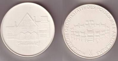seltene weiße DDR Porzellan Medaille Cecilienhof Ort des Potsdamer Abkommen