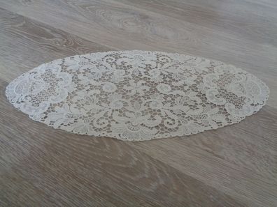 Deckchen oval aus Plauener Spitze 47 x 21cm