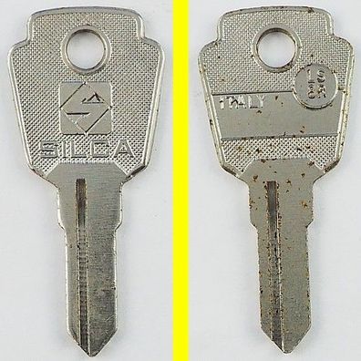 Silca LS8R - KFZ Schlüsselrohling mit Lagerspuren !