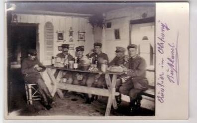 58176 Foto Ak Olstrany Russland Soldaten Quartier 1. Weltkrieg um 1915