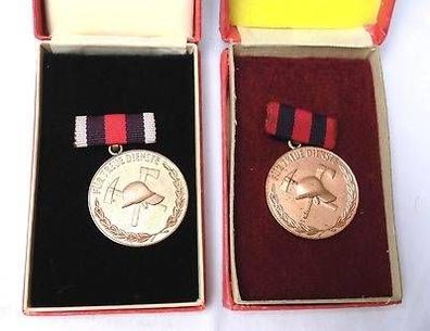 2 DDR Medaillen Feuerwehr für treue Dienste in Bronze im Etui