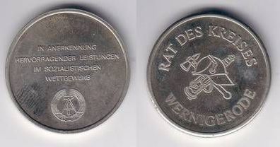 DDR Medaille Rat des Kreises Wernigerode Feuerwehr Symbole