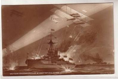 47986 Ak Deutsche Wasserflugzeuge im Kampf mit englischem Kriegsschiff 1915