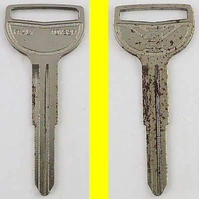 Silca TOY32R - KFZ Schlüsselrohling mit Lagerspuren !
