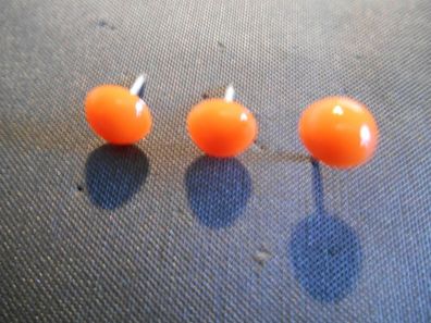 50 Ziernägel/ Polsternägel orange , 9 mm dm-hochgewölbt, Kunststoff Fb 18