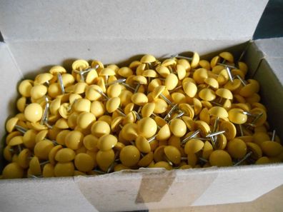 50 Ziernägel/ Polsternägel in gelb , 9 mm im Durchmesser- hochgewölbt, Kunststoff