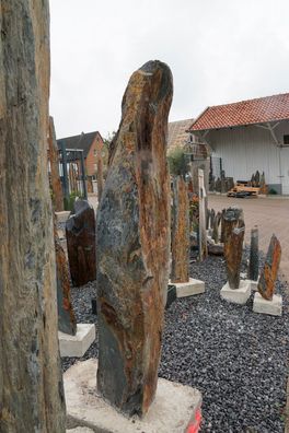 Schiefer Schiefersäule STEIN Findling Garten Vorgarten Naturstein Dekoration Stehle