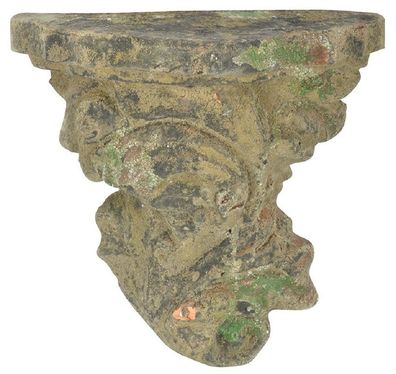 Wandkonsole im Antikstil, Barocke Konsole aus verwitterter bemooster Keramik