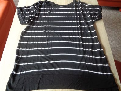 Shirt Größe 46/48 - schwarz-weiß gestreift, Janina
