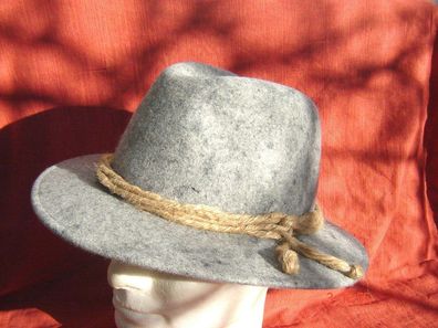 Herrenhut Trachtenhut Going weitrandig hell grau mit Kordel reine Wolle Loden 57-61cm