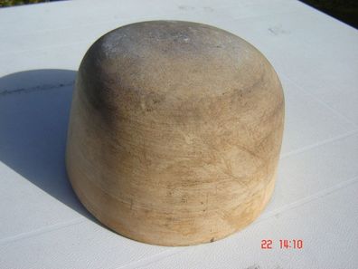 Holzform Hutform Holzkopf Holz sehr wenig benützt runder Kantenkopf hatblock 3745