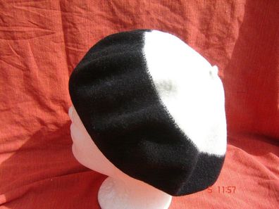 ausgefallene Damenmütze Baske Baskenmütze Wolle schwarz und hellbeige gewalkt p