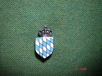 Anstecknadel Bayern Wappen emailliert weißblau Raute mit Krone Königstreue