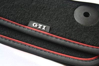 Original VW Golf 7 Fußmatten Velours Premium GTI Design schwarz/ rot 5G1061270AHY
