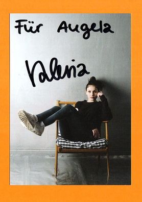 Valeria Eisenbart (deutsche Schauspielerin ) - persönlich signiert (2)