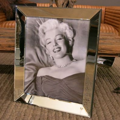 Marilyn Monroe liegend Bett weiß als Wandbild Spiegelrahmen Dekoration Deko