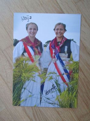 Kornkönigin Probstei 2019/2020 Kaija und Kornprinzessin Henriette - hands Autogramme!