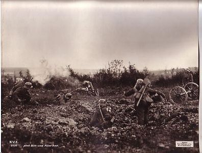 106440 großes Original Propagandafoto "Minenwerfer beim Sturmschießen" 1. WK