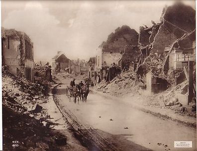 106600 großes Original Propaganda Foto "Strasse on Bapaume" 1. Weltkrieg