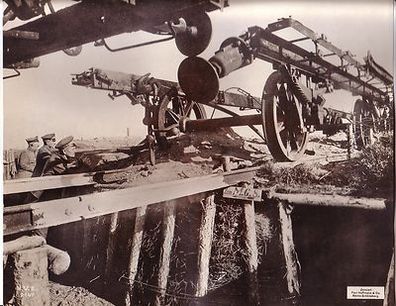 106605 großes Original Propaganda Foto "Eisenbahnzug in Trümmern" 1. Weltkrieg