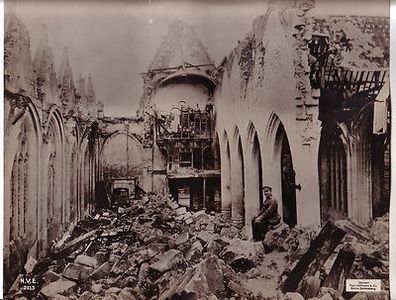 106445 großes Original Propagandafoto "Ruine der Kathedrale in Roye" 1. Weltkrieg